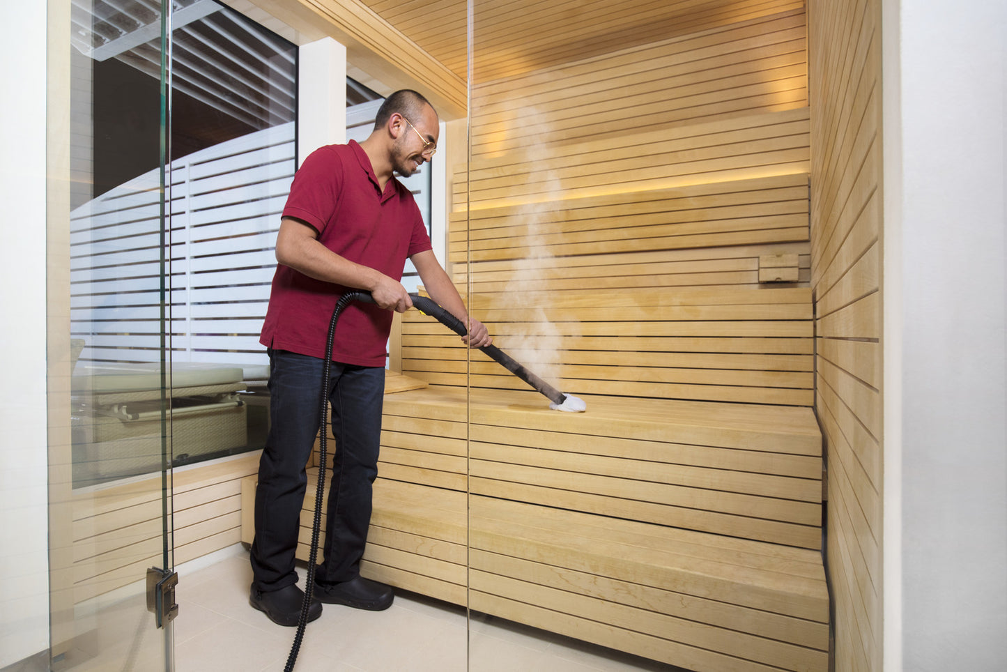 SG 4/4 Buharlı Temizlik Makinesi