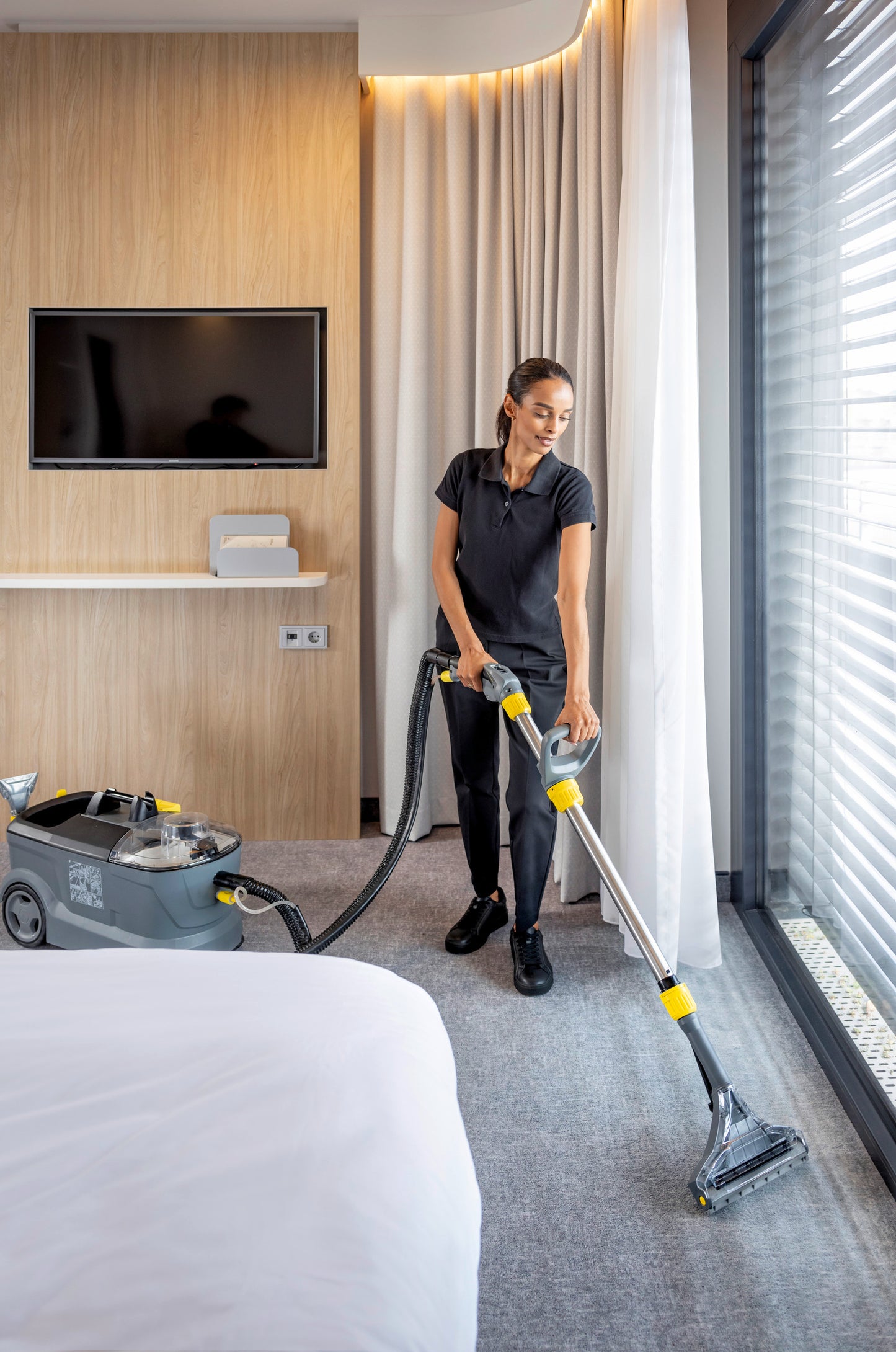 Puzzi 10/1 Halı ve Koltuk Yıkama Makinesi